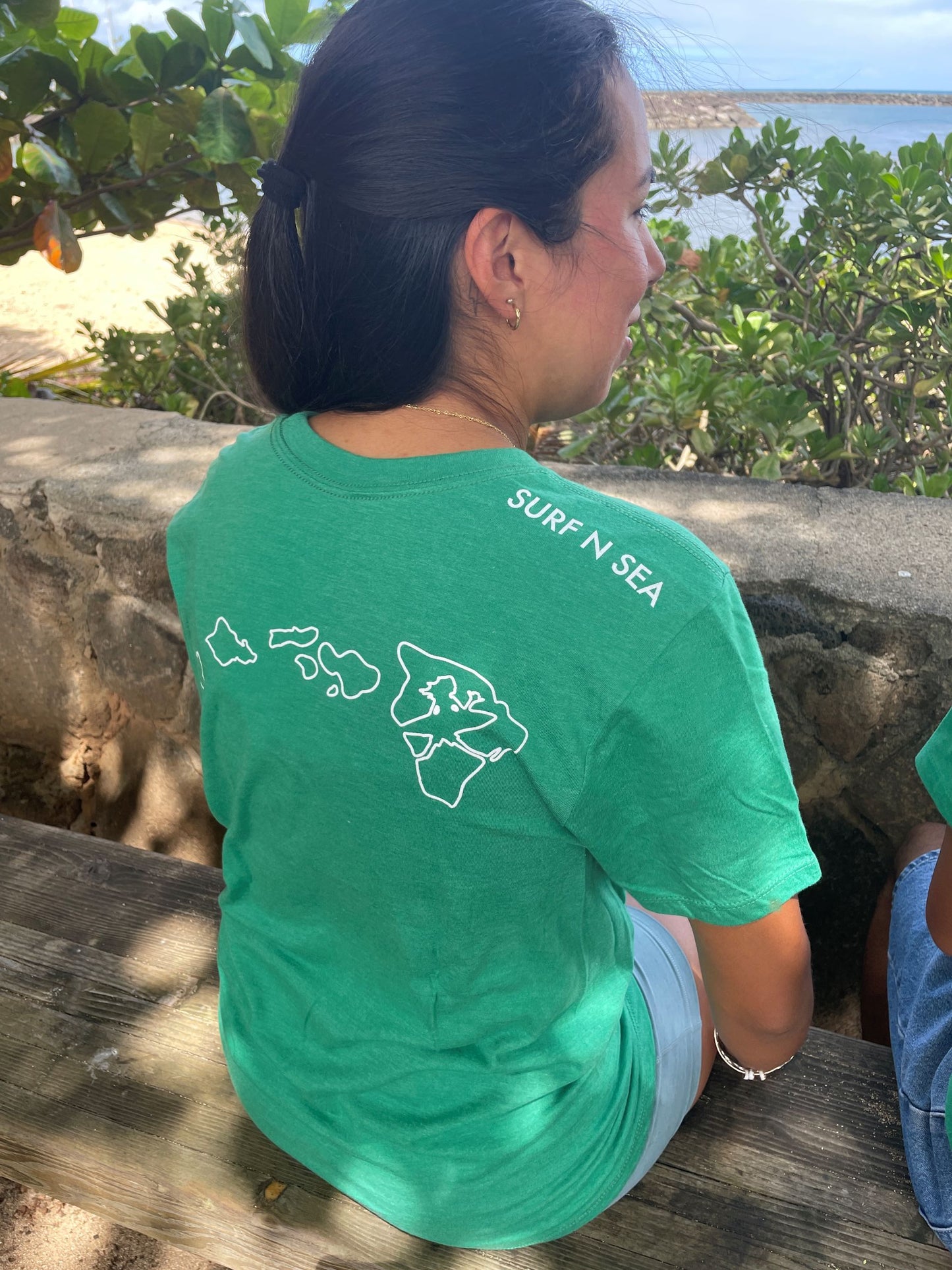 HURLEY SNS HALEIWA outline TEE