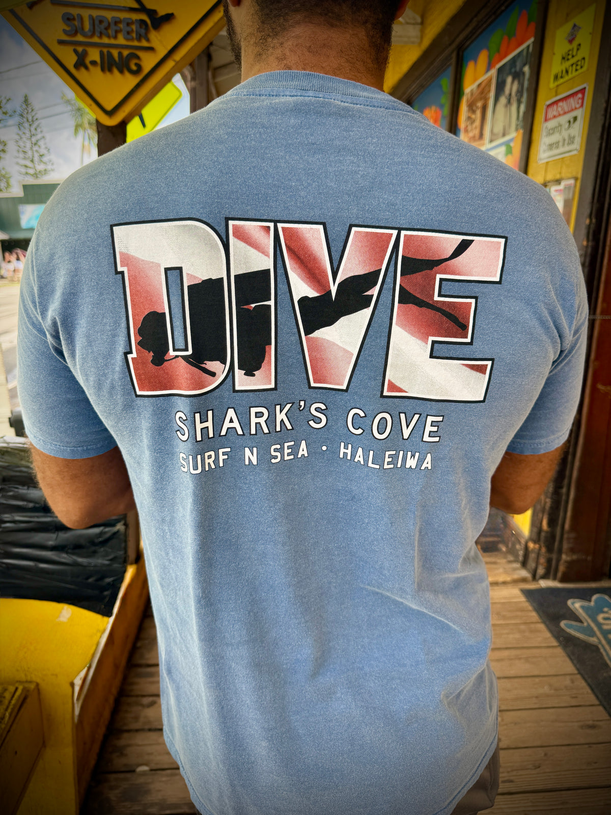 SNS BOTTOM TIME DIVE FLAG TEE