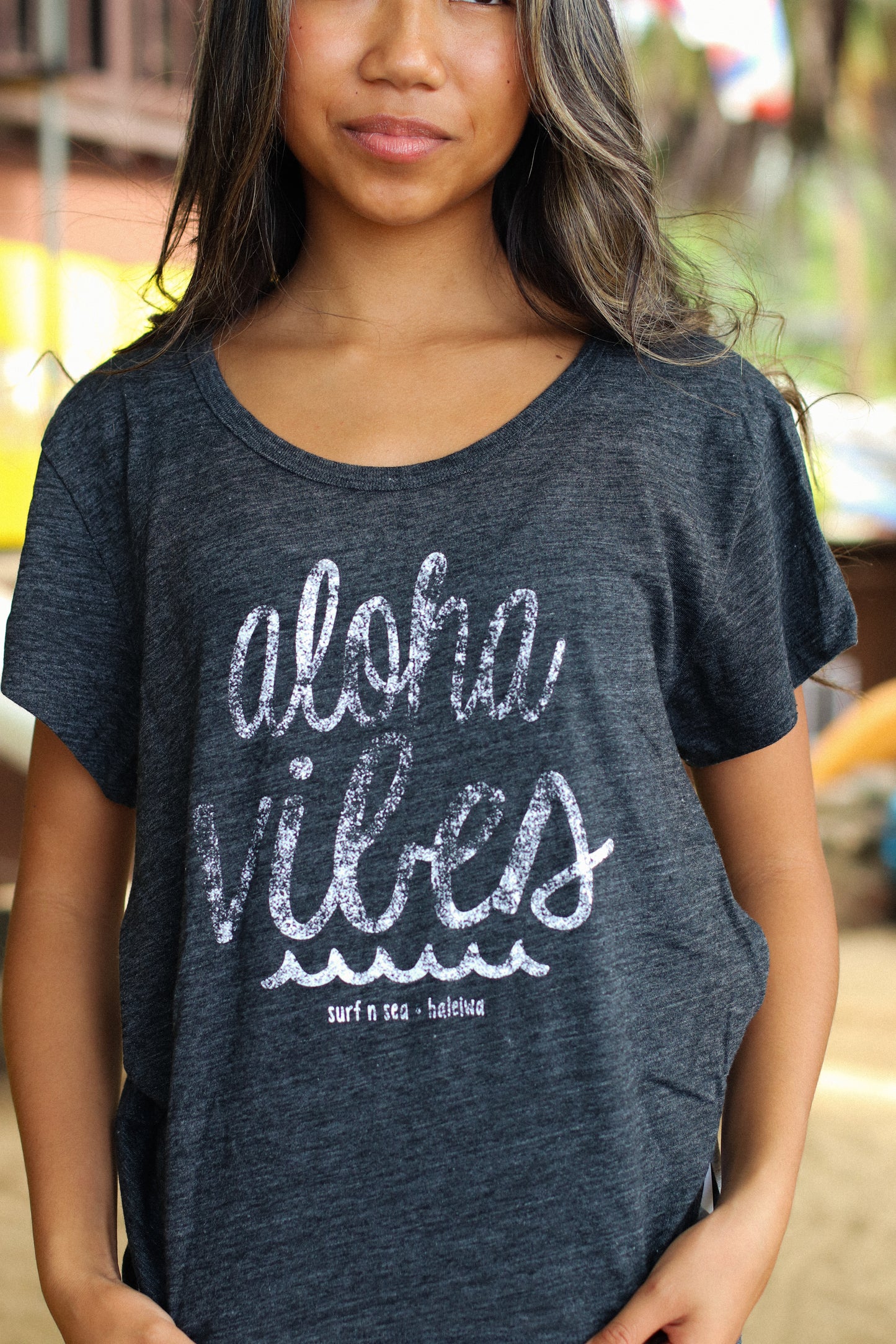 SNS ALOHA VIBES TEE