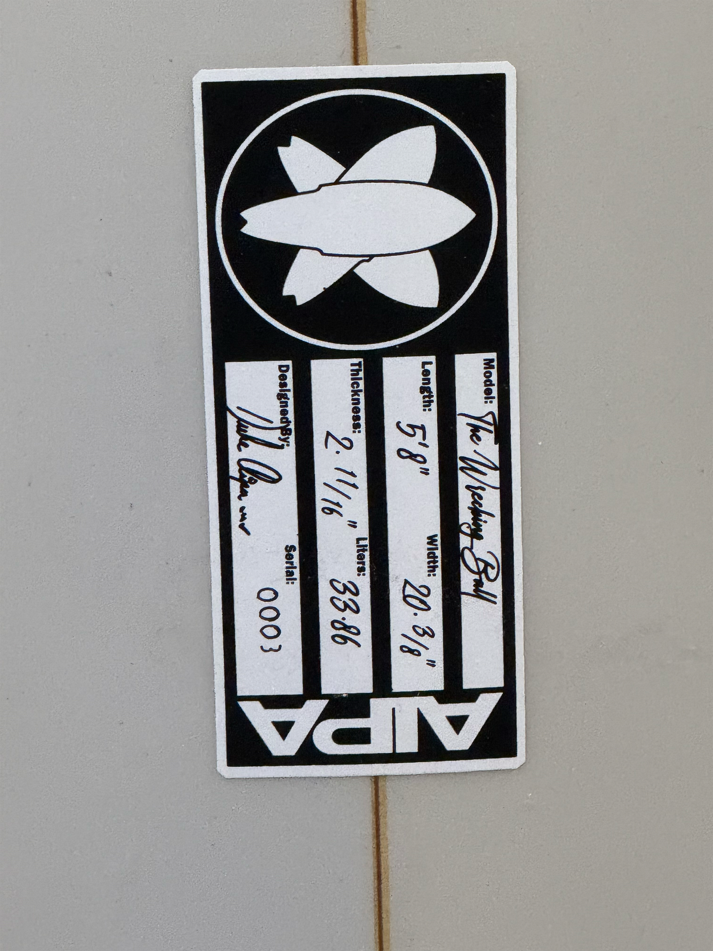 SURFTECH 5'8"          61376